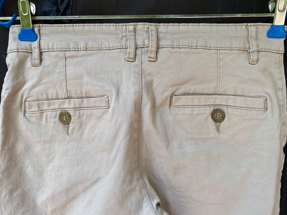 Stoffhose hell Damen 36 S Chino in München