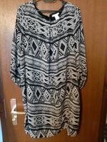 Damen Kleid Größe 44 Sachsen-Anhalt - Halle Vorschau
