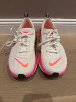 Nike Invincible Run 3 Laufschuh Wandsbek - Hamburg Volksdorf Vorschau