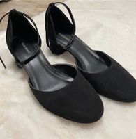 SALE Damen schwarze samt hohe Pumps mit Riemen Nordrhein-Westfalen - Lengerich Vorschau