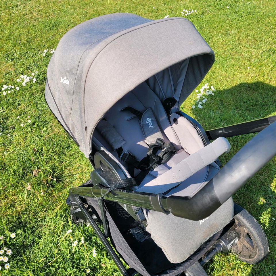 Kinderwagen Joie Chrome in Glinde