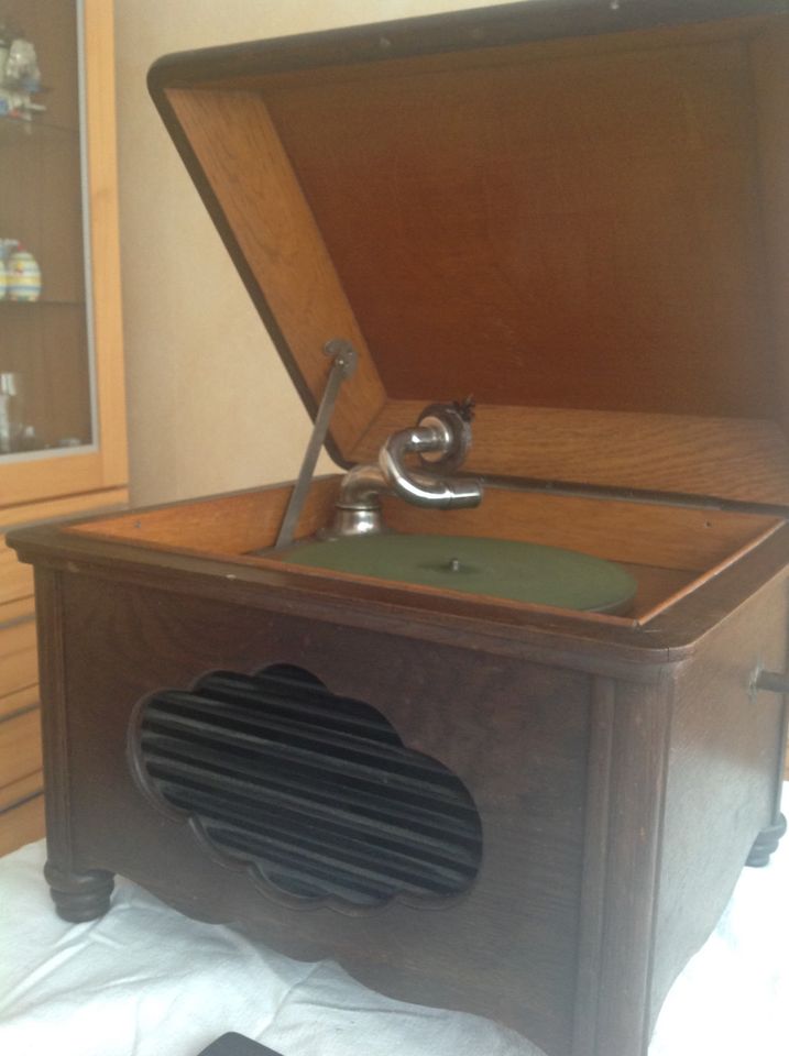Grammophon funktionsfähig ca. 1920 in Gengenbach