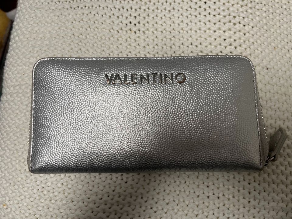 Valentino Portemonnaie Silber in Wuppertal