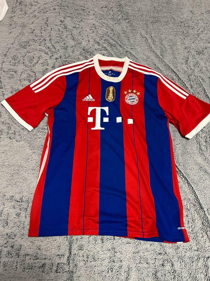 Bayern Trikot in Itzehoe