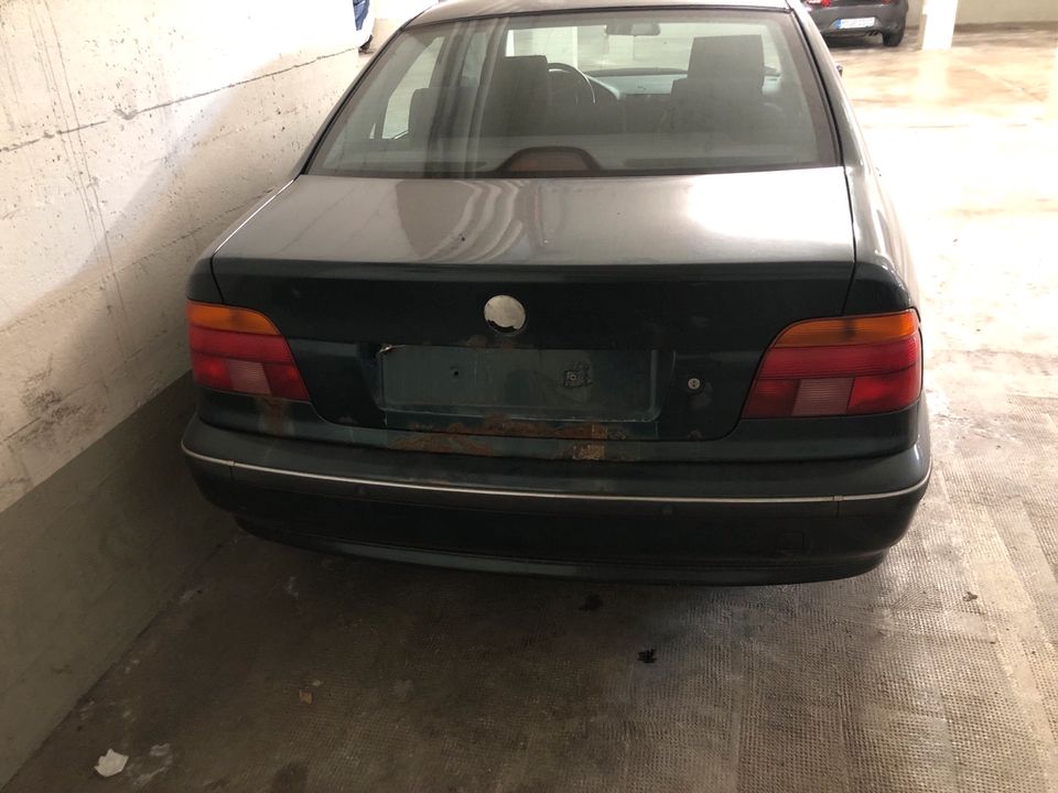 BMW E39 528i Schalter für Restauration in München