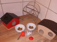 6x Hamster Zubehör Laufrad aus Metall Haus Häuschen Futternapf Berlin - Reinickendorf Vorschau