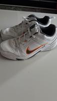 Männer Sportschuhe, zwei Paar zusammen Hessen - Kassel Vorschau