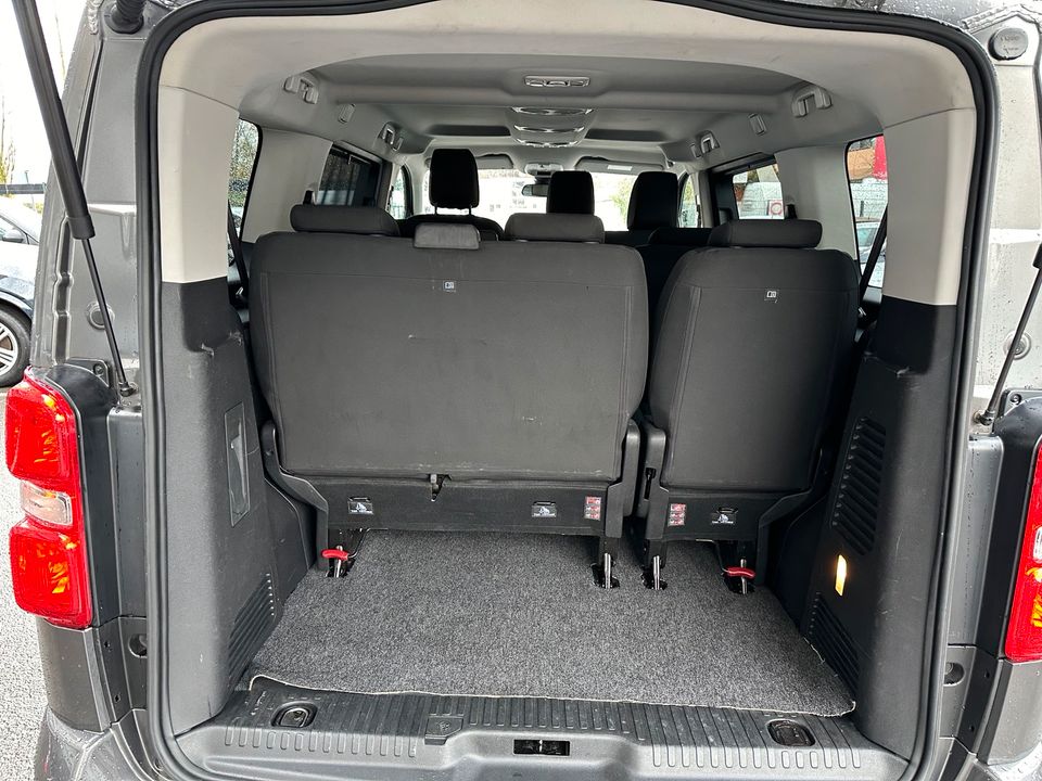 Toyota Proace 9-Sitzer / Autovermietung / Auto mieten / Köln in Köln