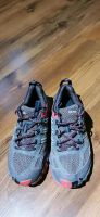 Adidas sneaker Gr 38.5 guter Zustand Hessen - Dillenburg Vorschau