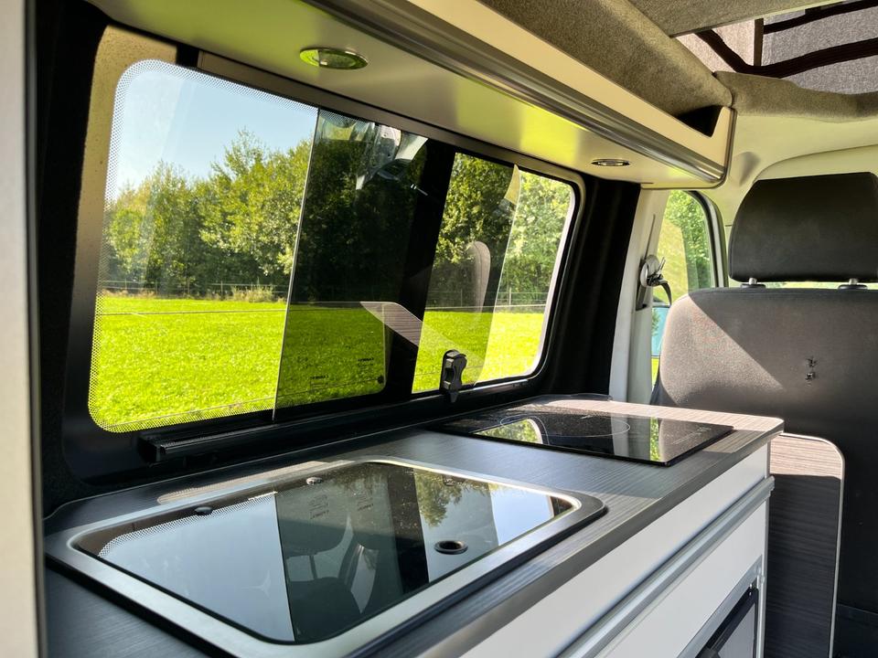 VW T6 140PS Lang Camper Caravan WoMo Aufstelldach Küche in Marxen