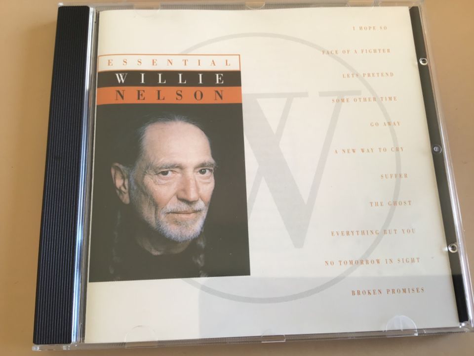 Willie Nelson- essential- CD in Waldems