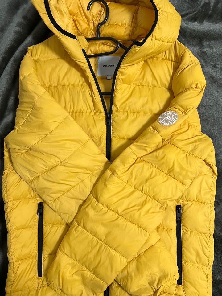 Jack&Jones Jacke - Größe.L in Ibbenbüren