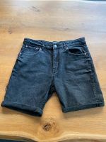 Jeans Short Hose kurz Slim schwarz Pull&Bear Größe 34 Baden-Württemberg - Filderstadt Vorschau