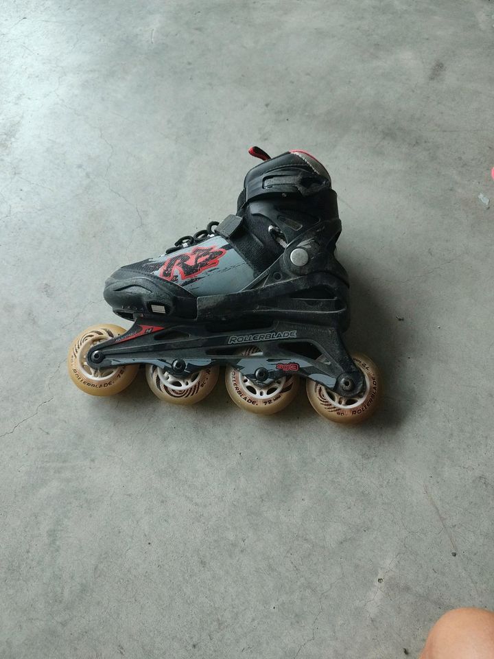 Inliner Rollerblade Gr 32-35 in Weißenhorn