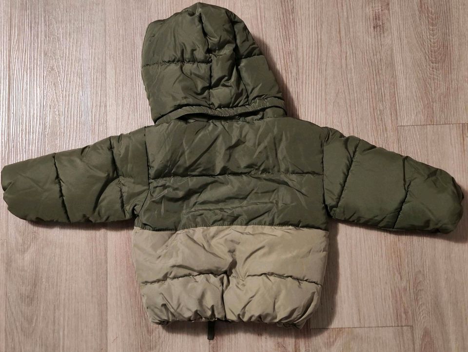 Watttierte  Baby Jacke Größe 80 H&M in Berlin