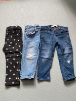 3 Hosen/ Jeans von Zara Größe 86 Rheinland-Pfalz - Hönningen Vorschau