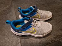 Nike Turnschuhe Schuhe Sneaker 30 Nordrhein-Westfalen - Bad Salzuflen Vorschau