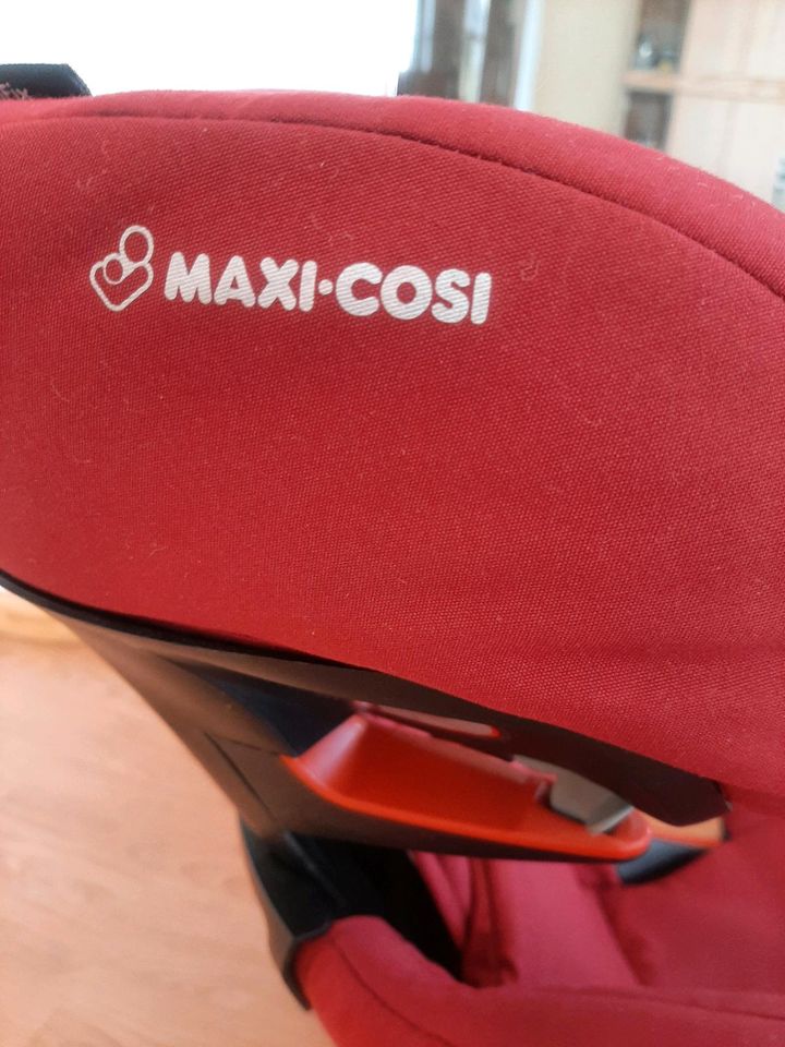 Maxi Cosi Kinderautositz RodiFix in Hohenthann