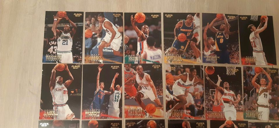 24 NBA Karten Fleer 96-97 in Freiburg im Breisgau