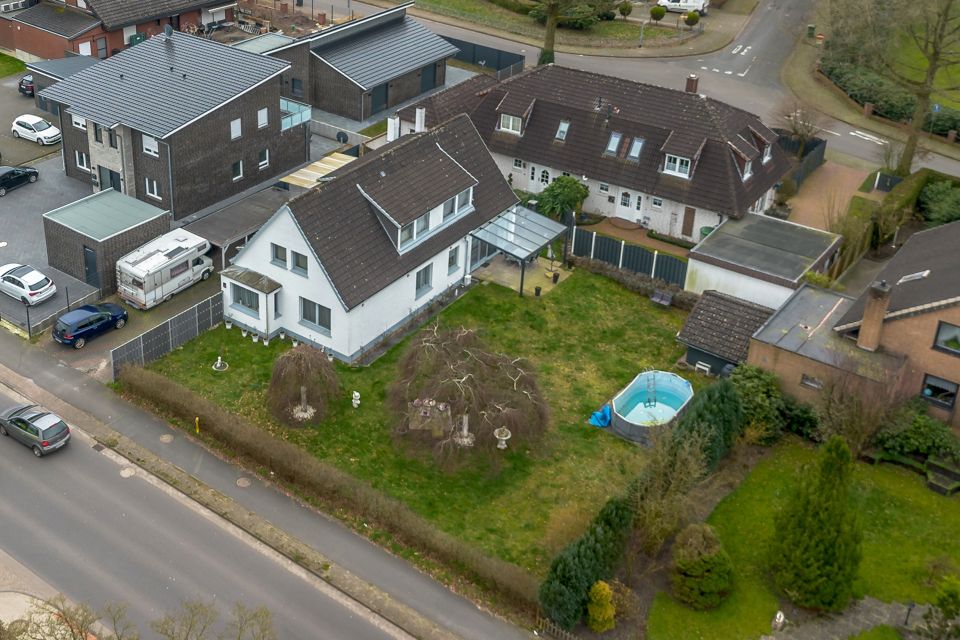 Einfamilienhaus mit zusätzlichem Bauland in Ganderkesee - Bookholzberg in Ganderkesee