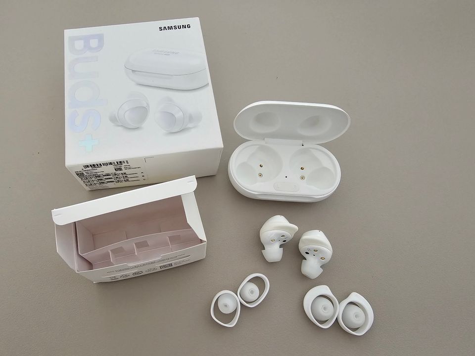 Samsung Galaxy Buds Plus SM-R175 in München