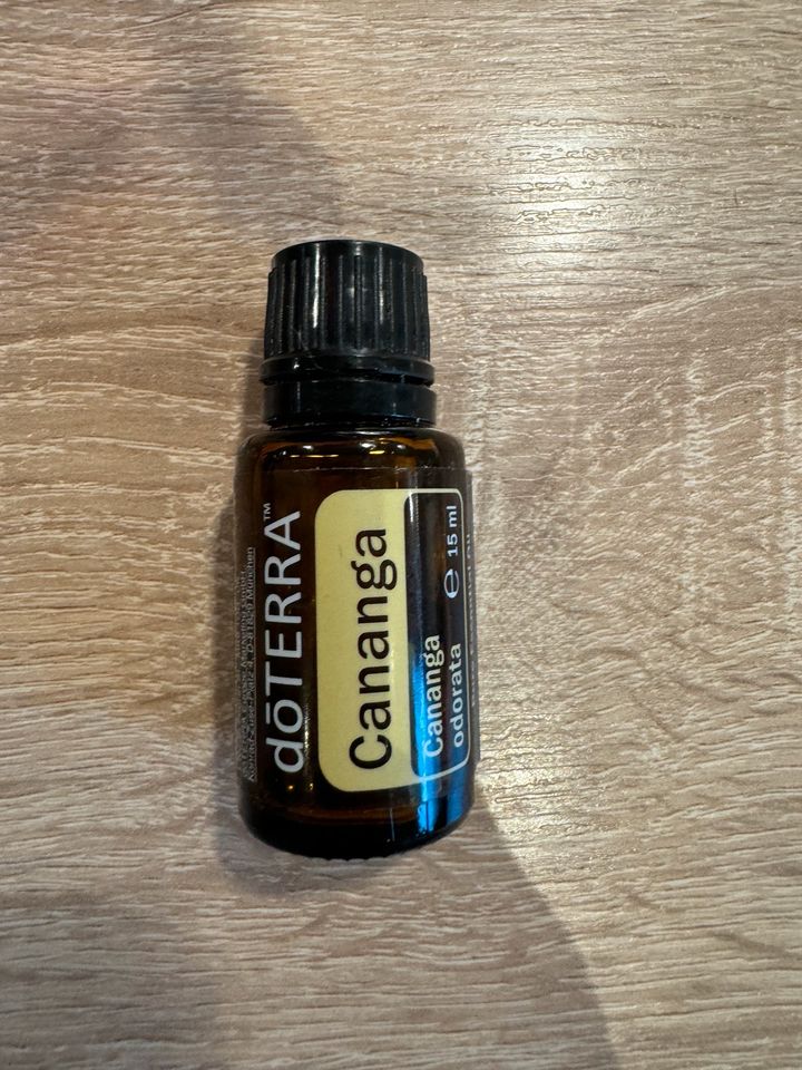 Doterra ätherische Öle neu coast, cedarwood, clove, arborvitae in Steinfeld