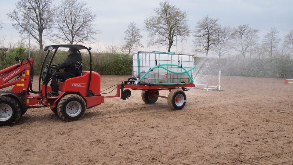 Wasserwagen, Bewässerung ,Wassertank ,Wasserpumpe in Hohenlockstedt