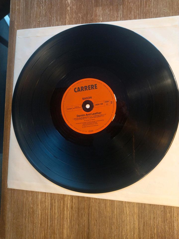 Saxon Denim and Leather Vinyl Schallplatte 1981 in Hagen