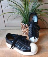 Adidas Superstar Bold Plateau Gr.36,5 Sporrschuhe Turnschuhe Hannover - Vahrenwald-List Vorschau