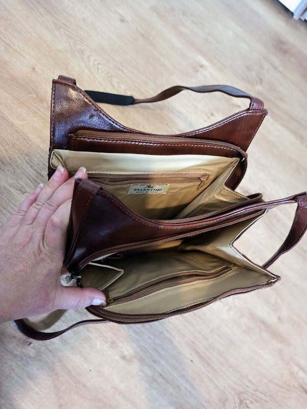 Schöne Tasche in braun von Alex Valentino in Berlin - Hellersdorf | eBay  Kleinanzeigen ist jetzt Kleinanzeigen