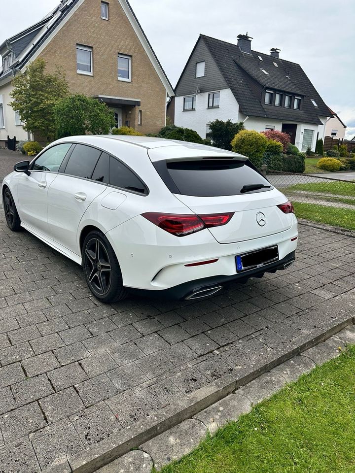 Mercedes CLA 180 SB AMG PAKET Innen/Außen! in Spenge