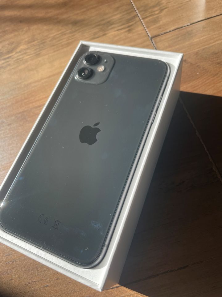 iphone 11 128gb in Aldingen