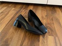 Pumps mit Blockabsatz 6cm Absatz * schwarz * neuwertig Nordrhein-Westfalen - Wipperfürth Vorschau