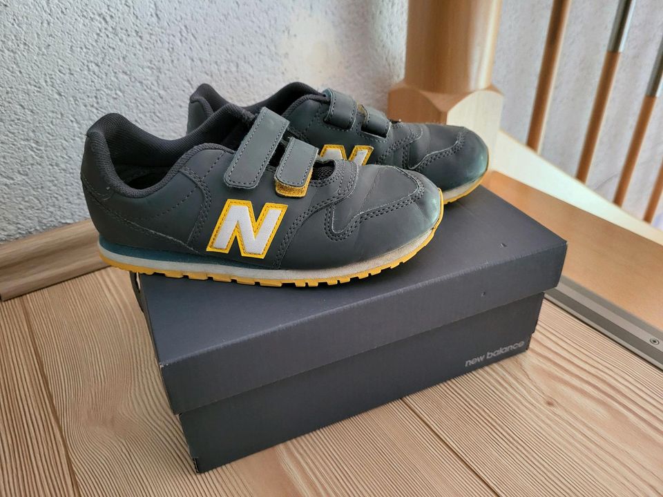 New Balance Turnschuhe Gr. 32 in Lahnstein