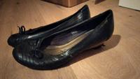 Jane Klain Keilabsatzschuhe 39 schwarz Schleife vorne Korkabsatz Rheinland-Pfalz - Mayen Vorschau