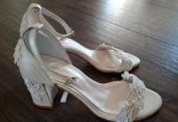 Brautschuhe#Neu# Hessen - Haina Vorschau
