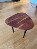 Kleiner drei Bein Tisch aus dunklem Holz geölt Bayern - Olching Vorschau