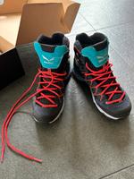 Neuw. Salewa Bergschuh, Wanderstiefel, Gr 38,5 Bayern - Stephanskirchen Vorschau