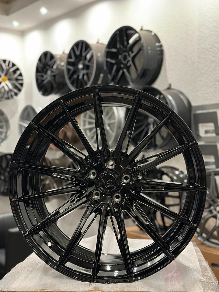 YIDO FORGED+1  21 ZOLL FELGEN MERCEDES E63 AMG W213 S213 E63S in Menden