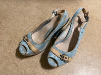 UGG Keilabsatz Schuhe Sommerschuhe Peeptoe blau Größe 36 München - Schwabing-West Vorschau