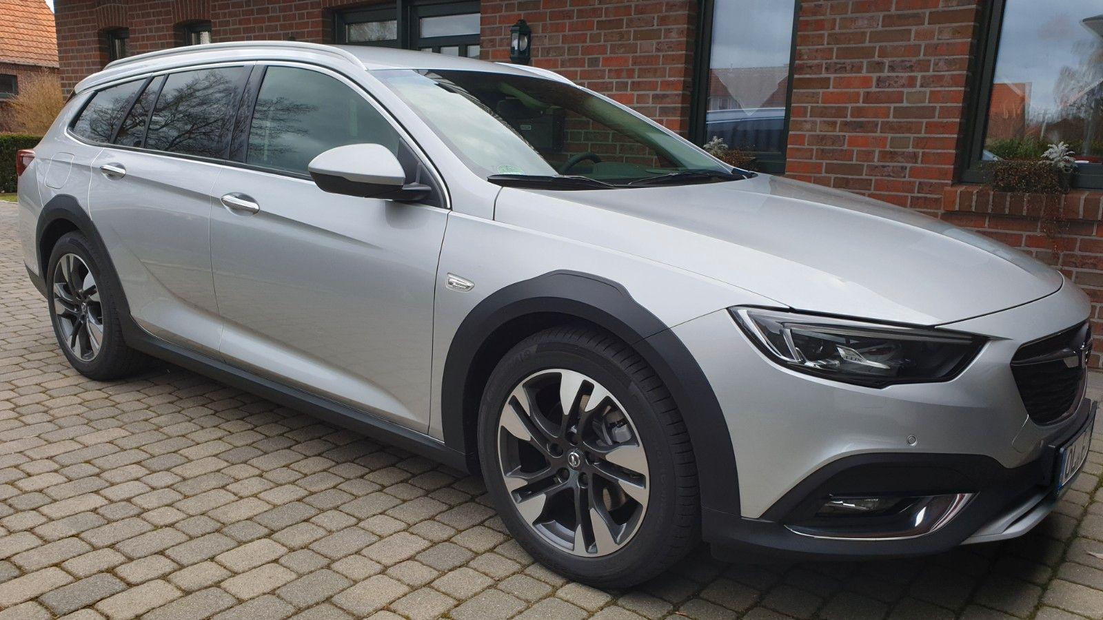 Abbildung des Autos Opel Insignia CT 1.6 Tur…