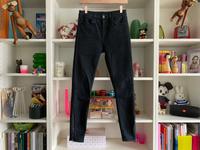 TOPSHOP Jeans JAMIE Reißverschluss am Bein schwarz used Gr. 28/32 Hamburg-Mitte - HafenCity Vorschau
