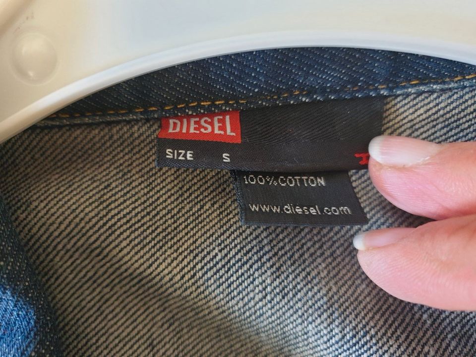 Tolle Diesel Jeans Jacke in Köln