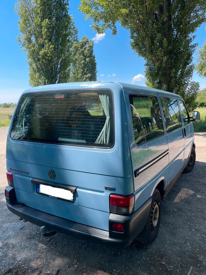 VW T4 2.5 TDI Transporter Camper Wohnmobil mit Ausbau Rusty Lee in Karlsruhe