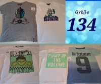 5 T-Shirts Paket H&M Fortnite Größe 134 Baden-Württemberg - Teningen Vorschau