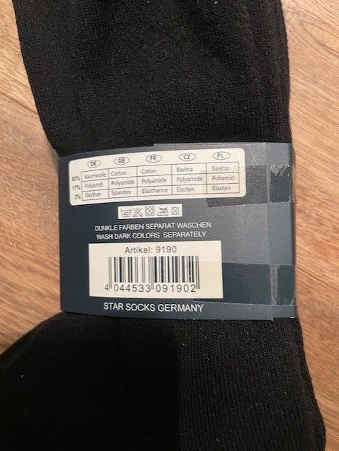 Größe 39-42 / 47-49: 30 Paar Tennissocken (Sneaker) - Star Socks in Beuren (Hochwald)