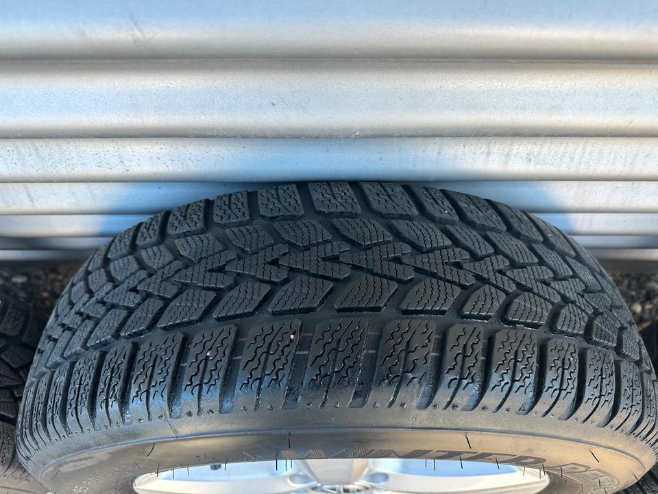 4x originale Vw Golf 7 5G0 195/65R15 91T Winterradsatz ET43 in Sindelfingen