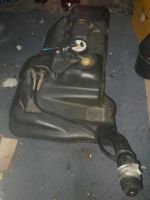 VW T4 DIESEL TANK KRAFTSTOFF TANK 2,5 TDI Niedersachsen - Braunschweig Vorschau