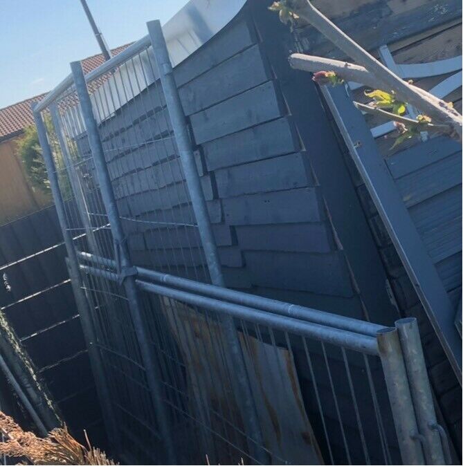 Bauzaun Baustelle Zaun Absperrung Schutz Sicherheit + Zubehör in Weßling