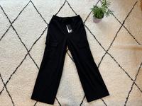 DKNY Gr. 40 Cargohose schwarz high waist, wide leg weit, wie neu Bayern - Landshut Vorschau